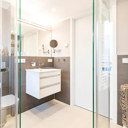 Prora - Aquarius 宾茨